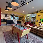 Loft Spa Reims-Fr 250M2 Privatifs, Piscine Interieure Chauffee, Spa Et Parking